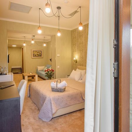 King David Hotel Tbilisi ภายนอก รูปภาพ