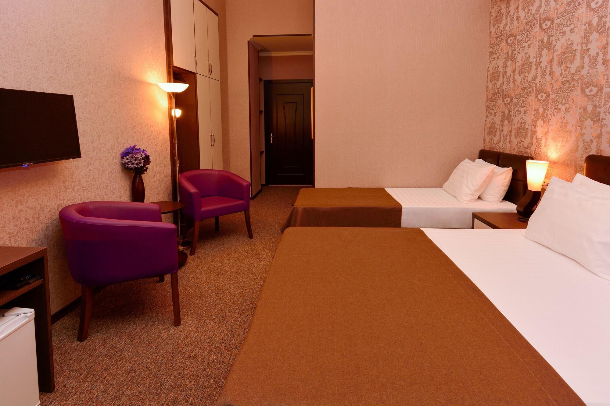 King David Hotel Tbilisi ภายนอก รูปภาพ