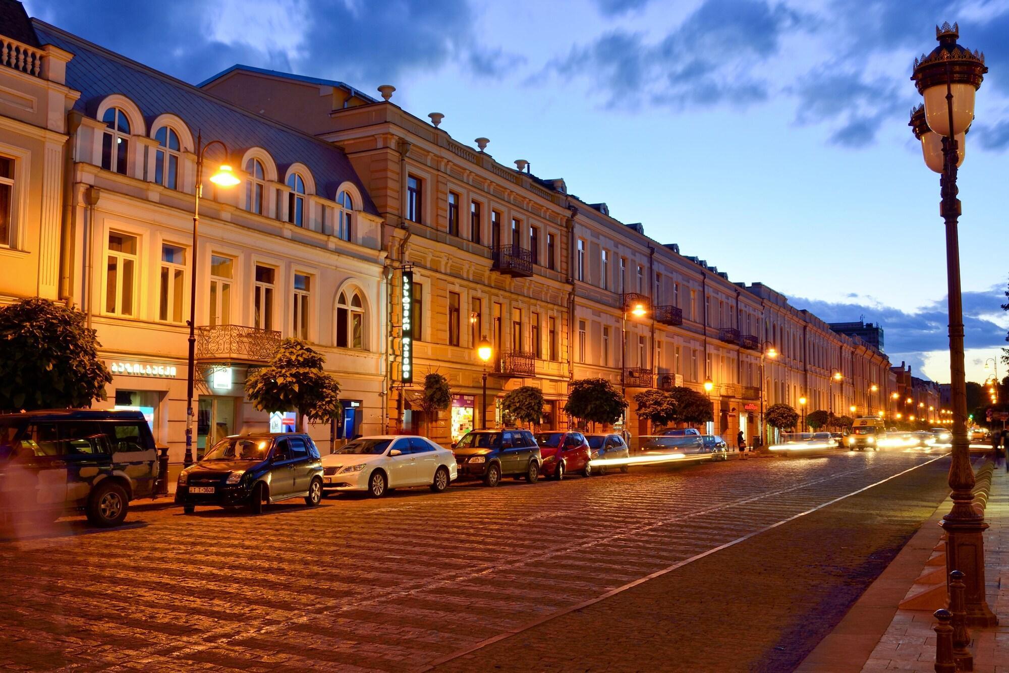 King David Hotel Tbilisi ภายนอก รูปภาพ